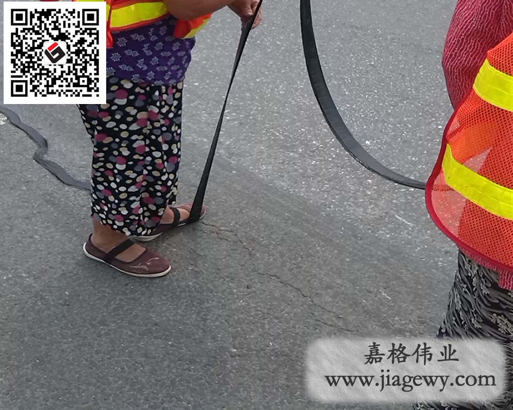 貼縫帶施工省時省力，無需專用設(shè)備
